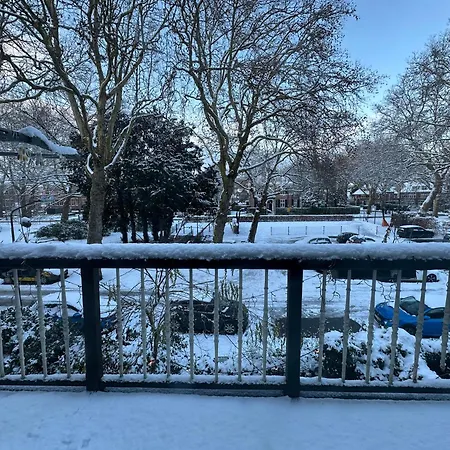 3rd Floor Loft In Historical Apartman
