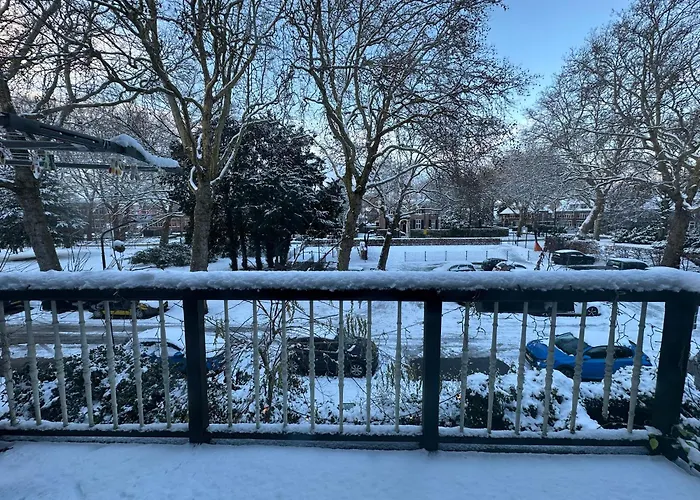 3rd Floor Loft In Historical Apartment